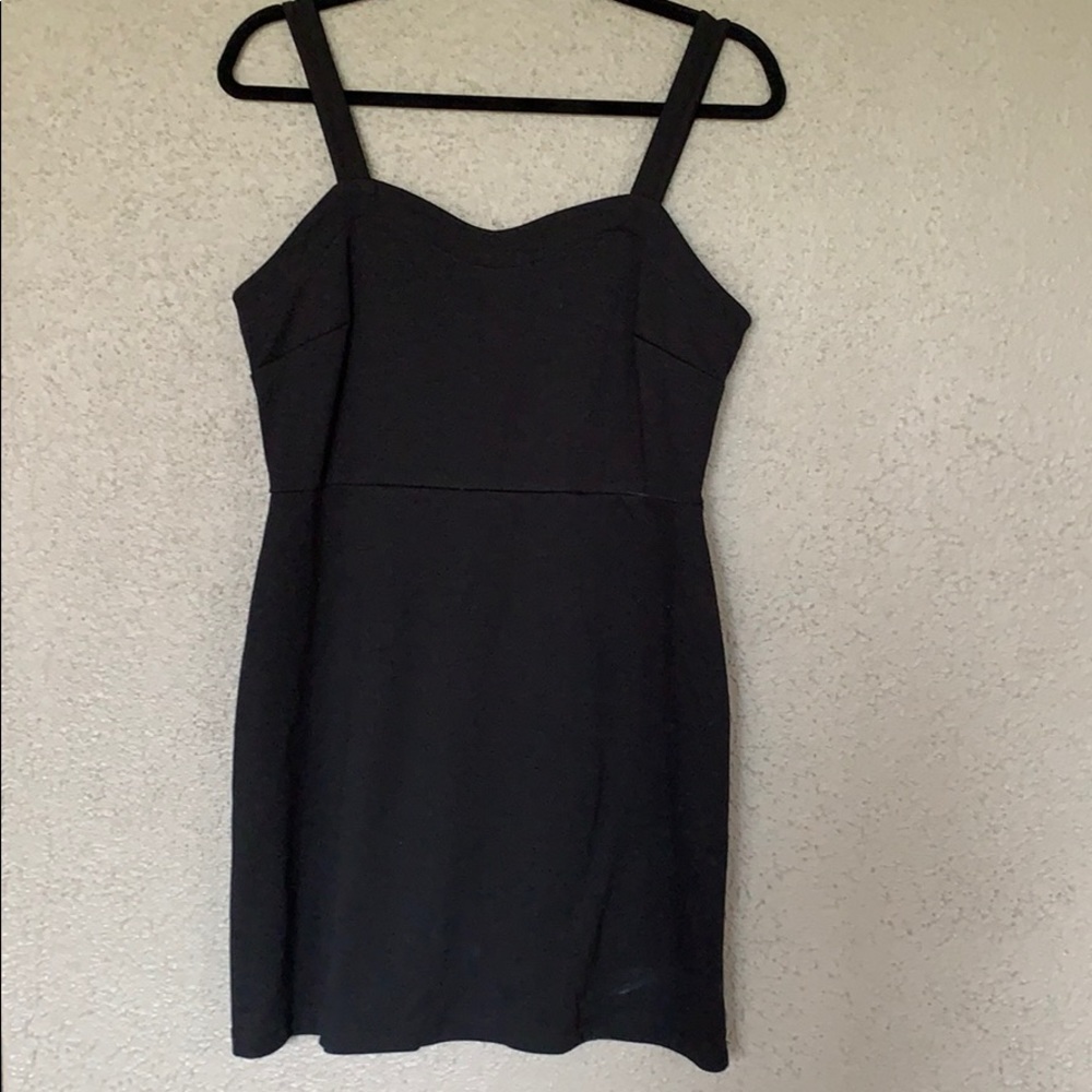 Black sweetheart dress